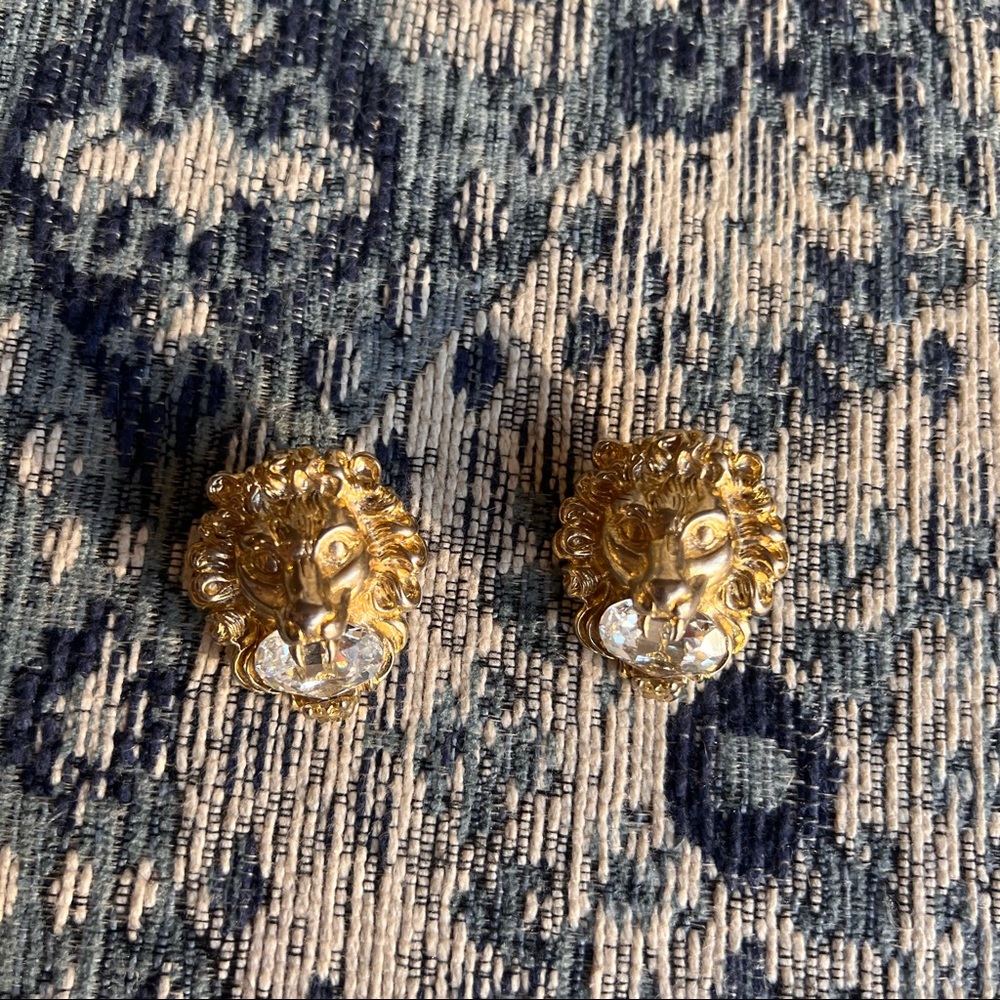 Gucci Lion Crystal Earrings - Picture 5 of 8
